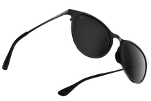 Metal Allure - Stealth Polarized